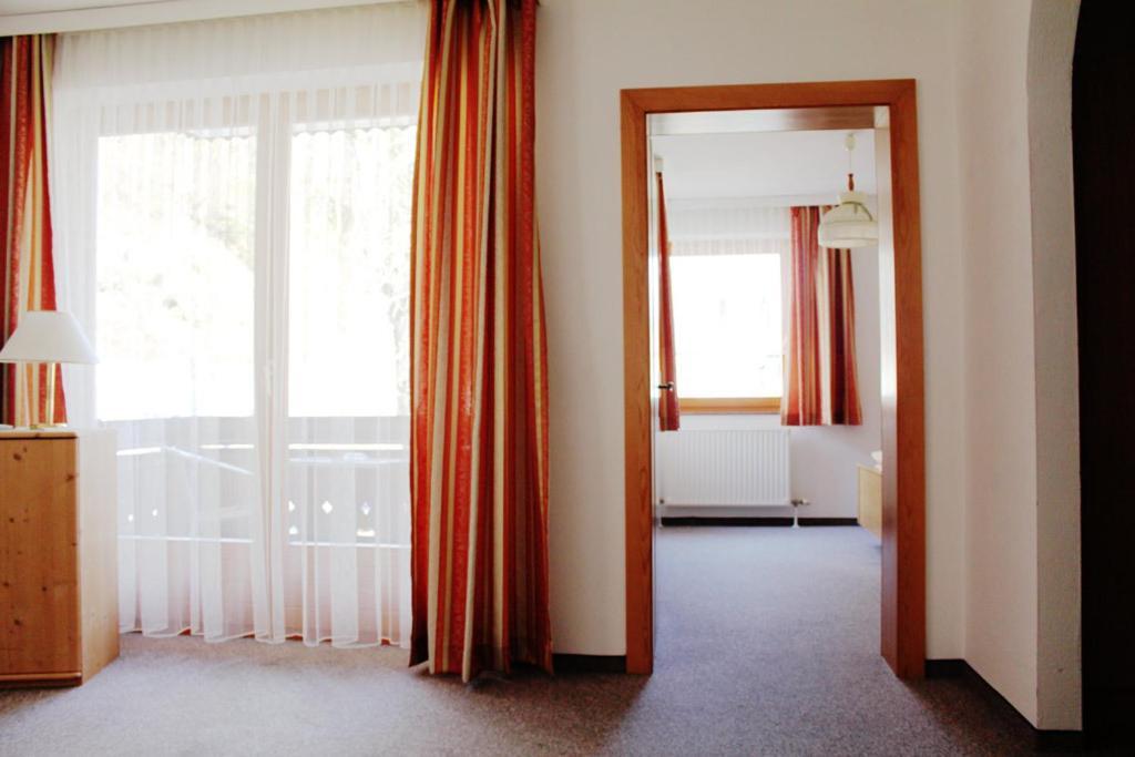 Edelweisshof Hotell Birnbaum Exteriör bild